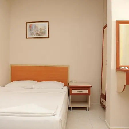 World Otel 2*