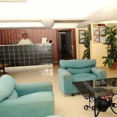 Otel World 2*